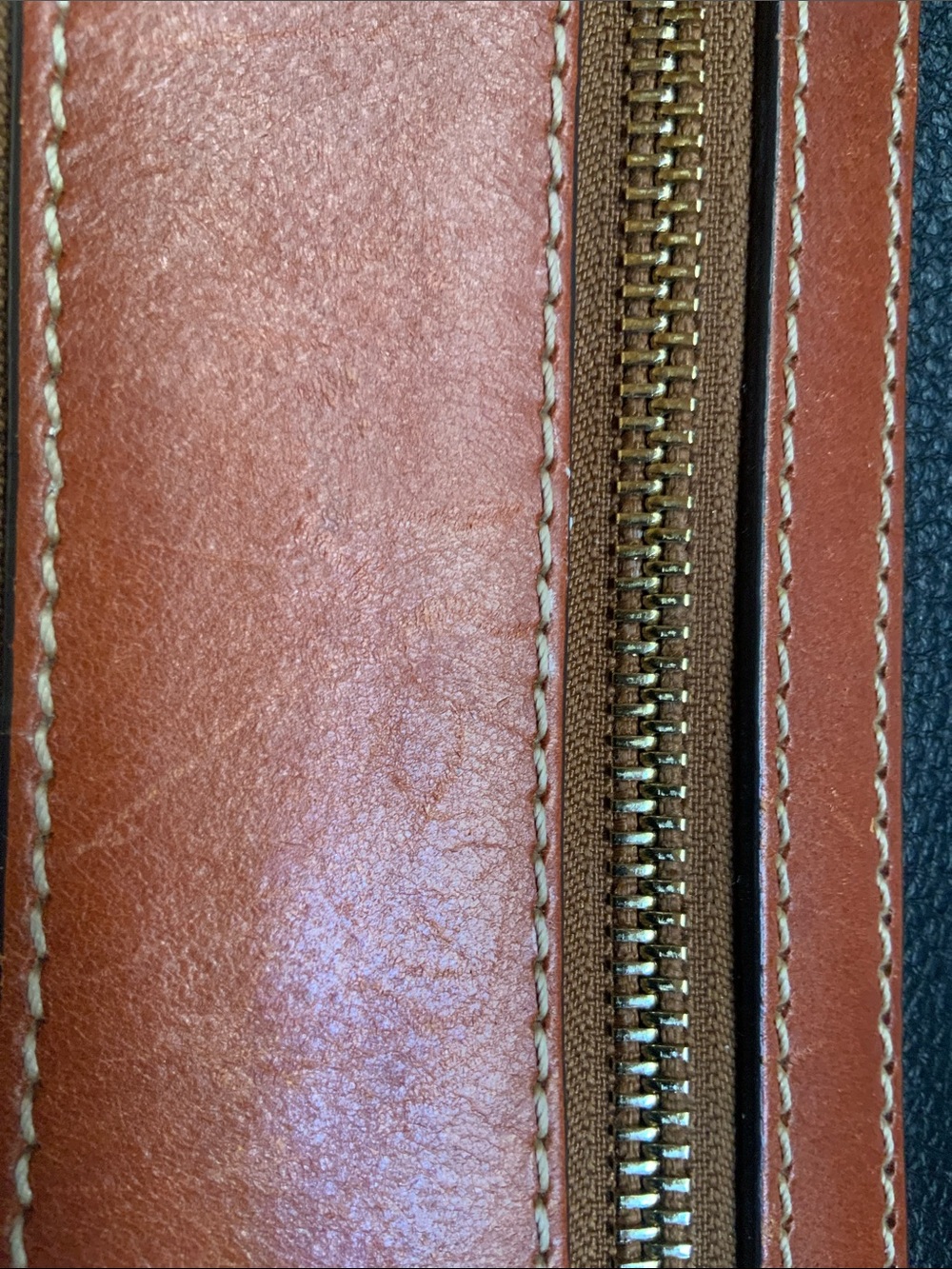 Dooney Bourke Pebble Grain Crossbody 25 - Picture 10 of 16